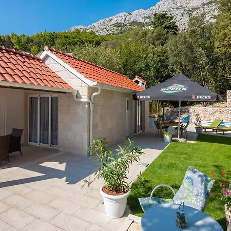 Leoma With Heated Pool *