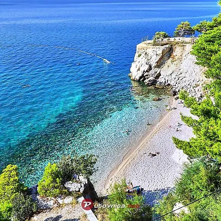 Villa Leoma With Heated Pool